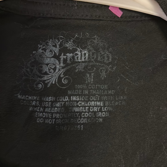 STRANDED BRAND…BLACK L/S TEE SHIRT WITH GRAPHIC DESIGN ON BACK AND ON CHEST - Picture 5 of 5